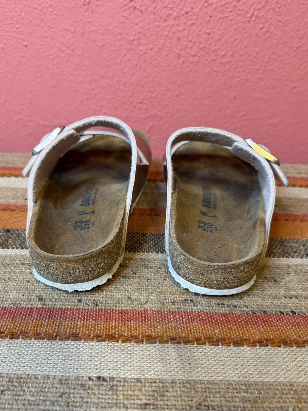 Kids Birkenstocks Rose Gold size 33 | US 2-2.5